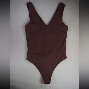 Vuori Halo Bodysuit in Chocolate Brown Size Medium (See Measurements)